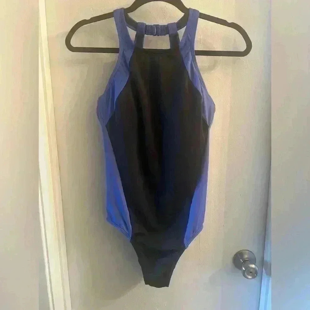 Lands End Womens one piece swimsuit